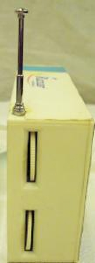 RAXAR ANTİBİYOTİK İLAÇ KUTUSU ŞEKLİNDE PİLLİ RADYO 