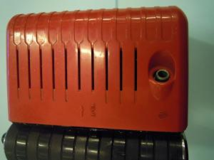 SONY MODEL TR 1818 AM BOX RADYO KÜP ŞEKLİNDE AÇILIR KOLEKSİYON 