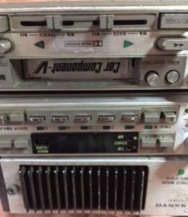 SONYO RADYO TEYP AMFİ OTO MÜZİK SETİ SES SİSTEMİ ALİMÜNYÜM PANEL 