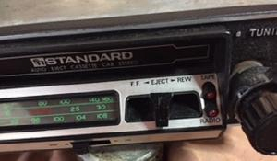 STANDART OTO RADYO TEYP STEREO 3 DALGA RADYO OTO REVERS