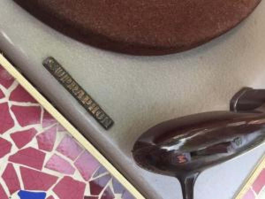 SUPRAPHON DEC PİKAP 33,45,78 DEVİR 220 VOLT DÖNERLİ ÇİFT İĞNE DEK KAHVERENGİ BAKALİT KOL