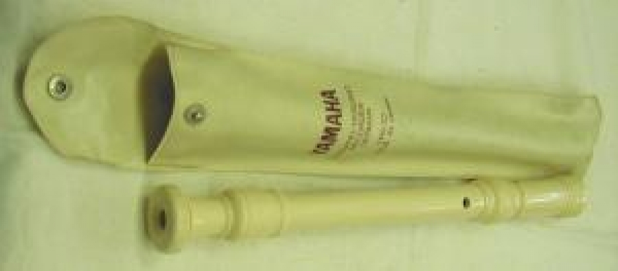 YAMAHA JAPON ÜRETİMİ SERT PLASTİK SORUNSUZ FLÜT 