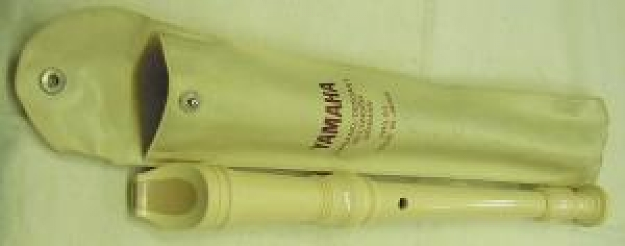 YAMAHA JAPON ÜRETİMİ SERT PLASTİK SORUNSUZ FLÜT 