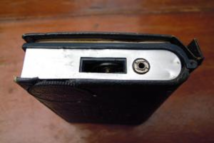 HENICA NOTE BOOK RADİO HONG KONG 1970 KİTAP PİLLİ CEP RADYO 