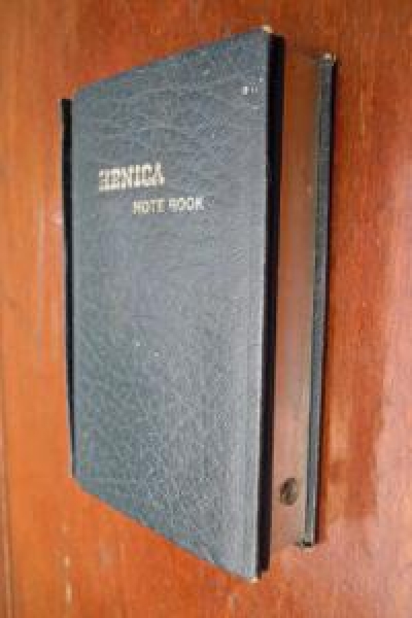 HENICA NOTE BOOK RADİO HONG KONG 1970 KİTAP PİLLİ CEP RADYO 