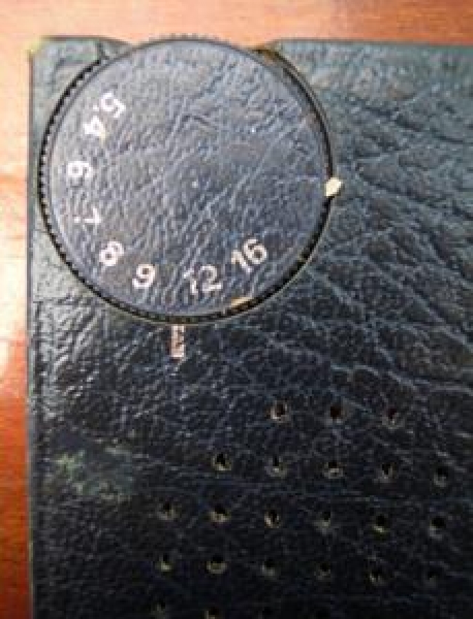 HENICA NOTE BOOK RADİO HONG KONG 1970 KİTAP PİLLİ CEP RADYO 