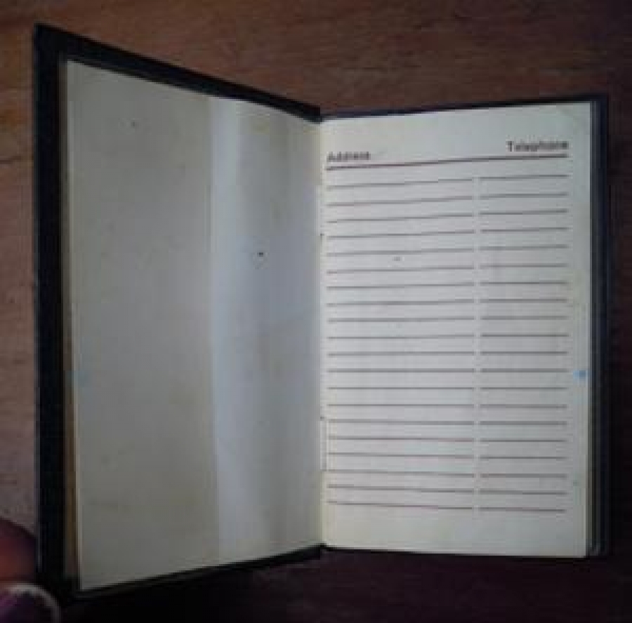 HENICA NOTE BOOK RADİO HONG KONG 1970 KİTAP PİLLİ CEP RADYO 