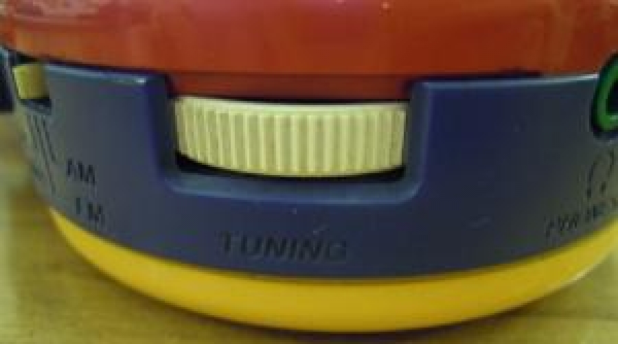 SONY WM - F3010 SONY AUTOMATIC VOLUME LIMITER SYSTEM RADIO CASSETTE PLAYER 