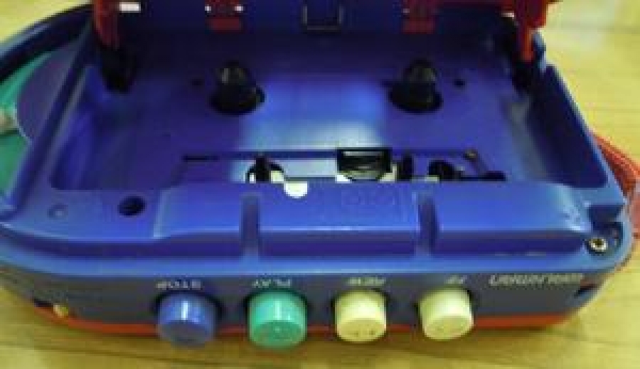 SONY WM - F3010 SONY AUTOMATIC VOLUME LIMITER SYSTEM RADIO CASSETTE PLAYER 