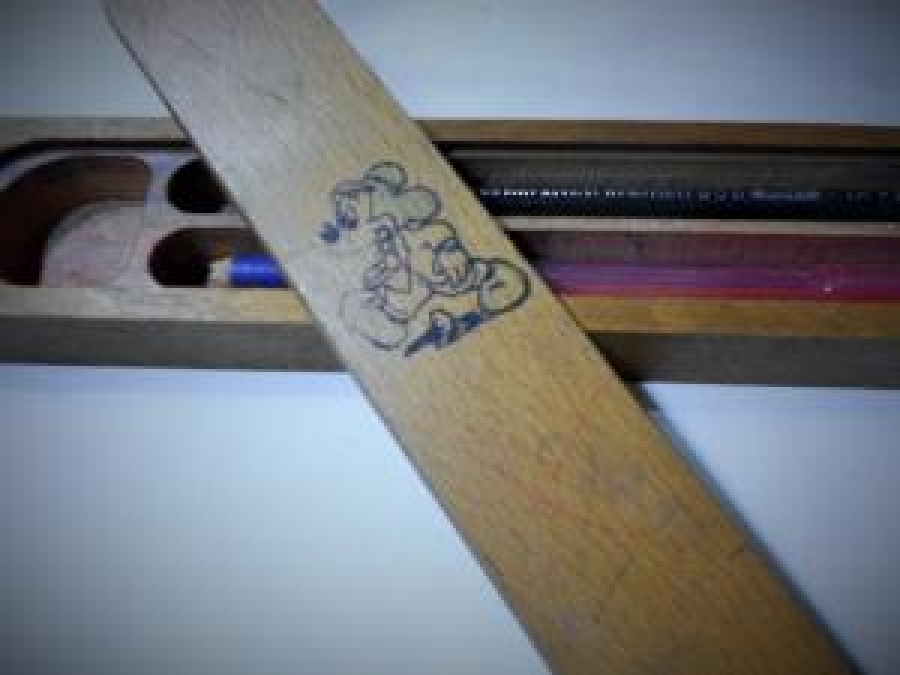 AHŞAP SÜRGÜLÜ KAPAKLI 3 GÖZLÜ OKUL KALEM KUTUSU 