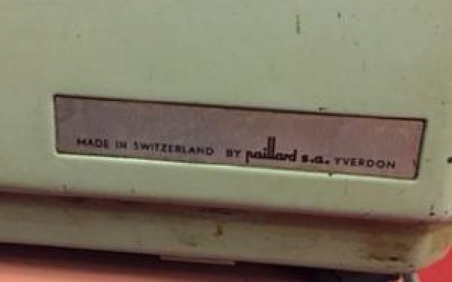 ALMAN MEKANİK BÜYÜK ŞARYO DAKTİLO F KLAVYE 