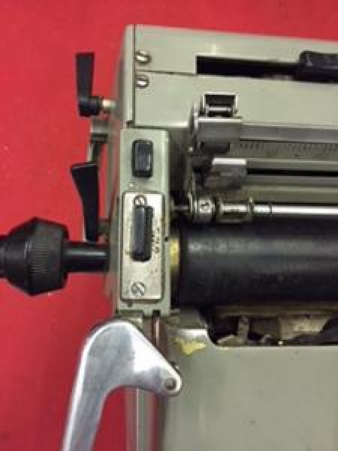 ALMAN MEKANİK METAL DAKTİLO F KLAVYE SORUNSUZ FAAL 