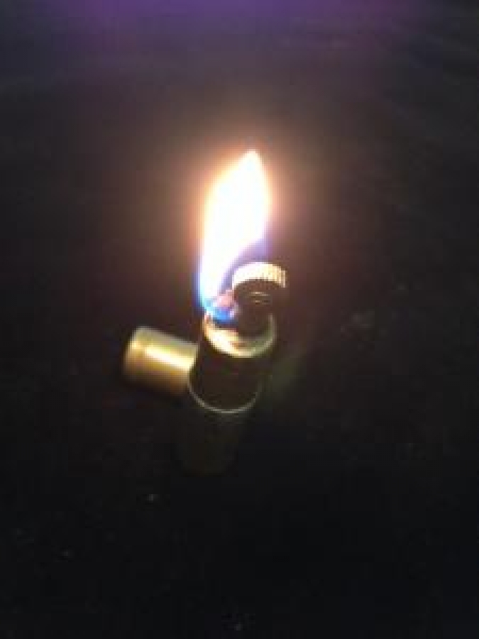 CLİPPER BENZİNLİ ÇAKMAK TAŞLI MEKANİK METAL ÇAKMAK 