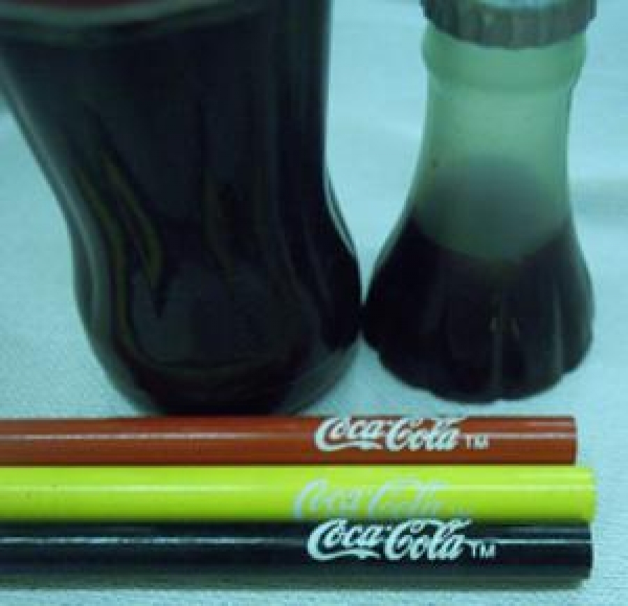 COCA COLA KALEM KUTU KASADA 6 ADET KOLA İÇLERİNDE KALEM 