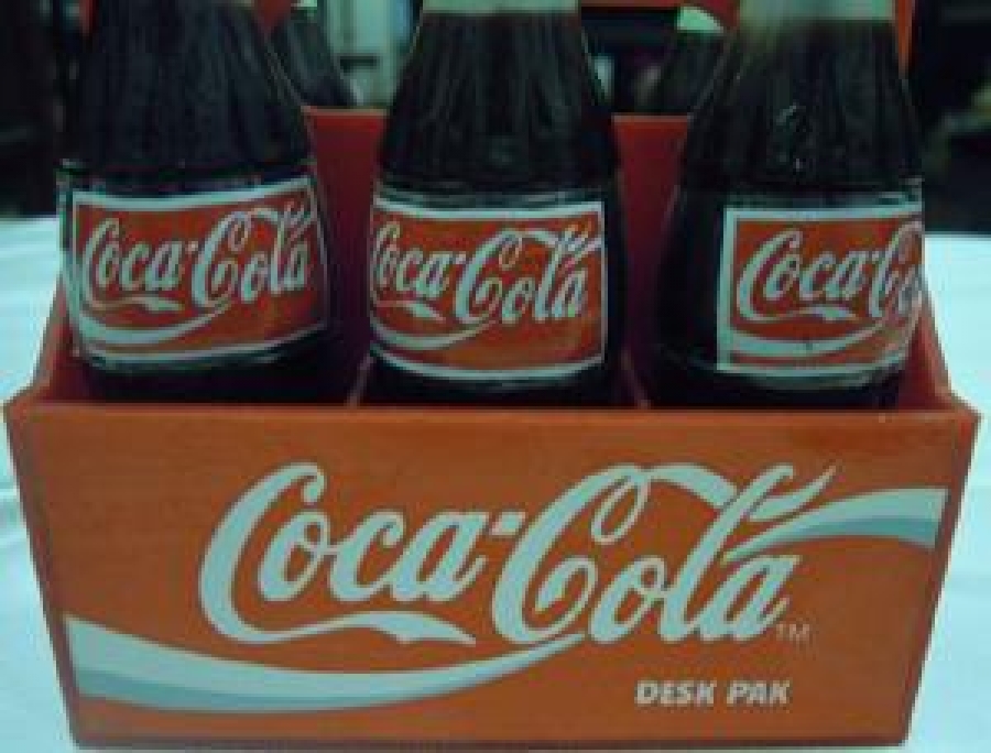 COCA COLA KALEM KUTU KASADA 6 ADET KOLA İÇLERİNDE KALEM 