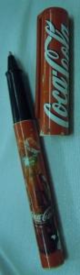 COCA COLA REKLAMLI KALEM BOYU 13 CM  DAN İBARETDİR