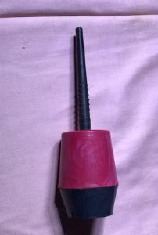 KAV BENZİNLİ HOKKA  ÇAKMAK KALEMİ CEKİNCE ALEV ALIP YANMAKTA