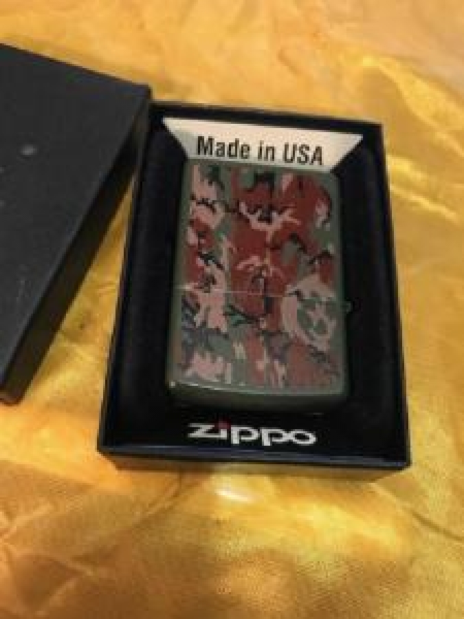 ORJİNAL MİNELİ ORJİNAL KAMUFLAJ BRADFORD. PA.MADE İN U.S.A. ZİPPO ÇAKMAK 