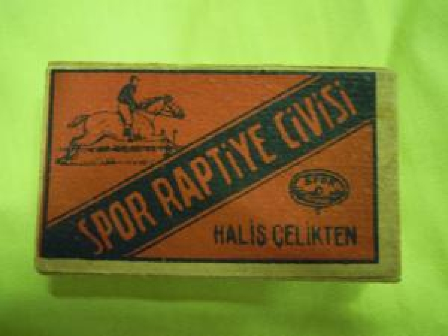 SPOR RAPTİYE CİVİSİ HALİŞ ÇELİKTEN TÜRKİYE MAMULATI NO : 2. 72 ADET KARTON KUTU