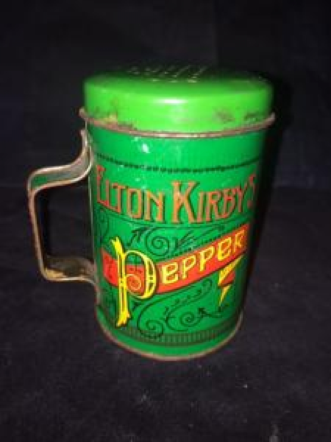 TENEKE KAPAKLI KARABİBER KABI ELTON KIRPYS PEPPER 