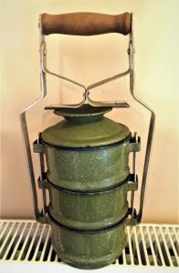 YEŞİL SEFERTAS RENK CİNKO EMAYE KAPLAMA 3 KAPLI KAPAKLI KULPLU SEFERTASI 