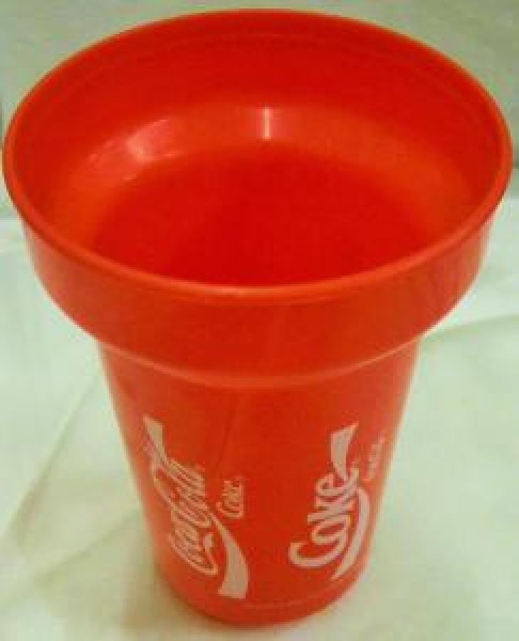 COCA COLA COKE REKLAMLI ORJİNAL KIRMIZI PLASTİK BARDAK