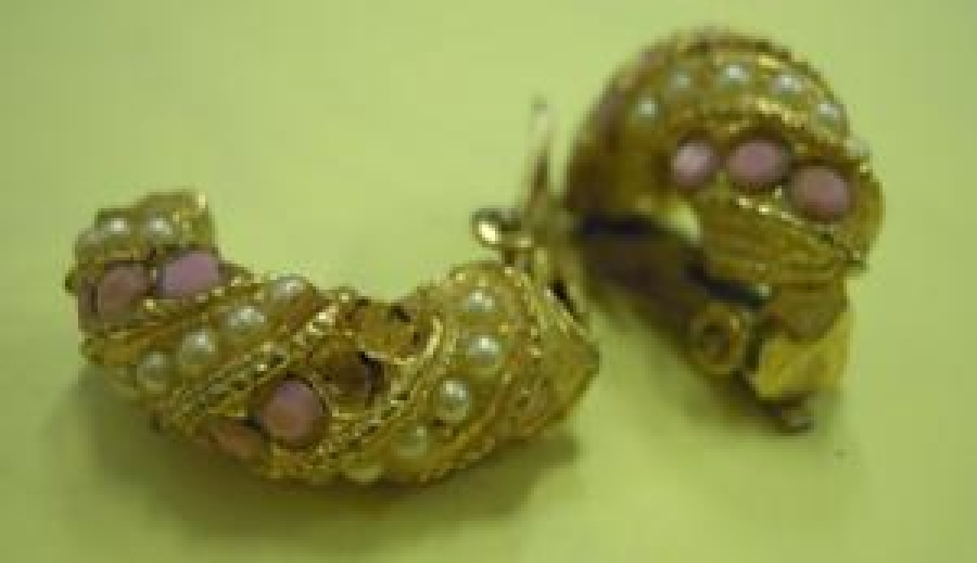 İNCİ VE TAŞLARLA DİZİLİ KÜPE