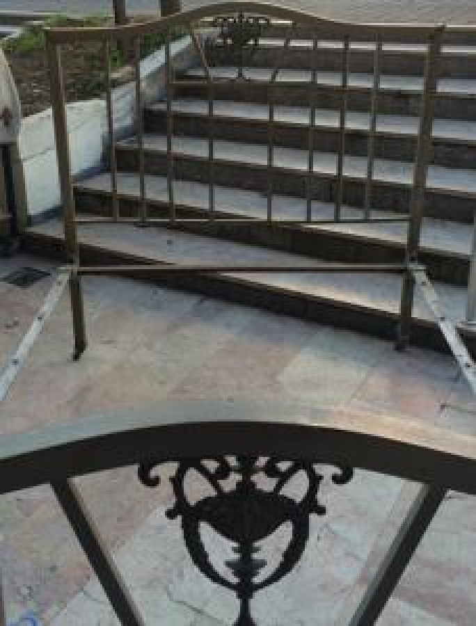 ÇİFT KİŞİLİK METAL PİRİNÇ ANTİKA KARYOLA