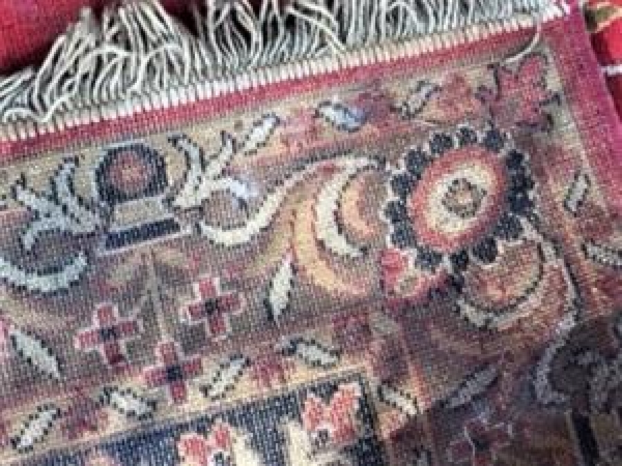 EL DOKUMA ISPARTA GÖBEKLİ BORDO SAÇAKLI YÜN HALI 6 METREKARE 