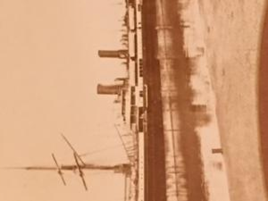 GRAVÜR ORJİNAL SİYAH BEYAZ BASKI SAVAŞ GEMİSİ ÇERÇEVELİ 