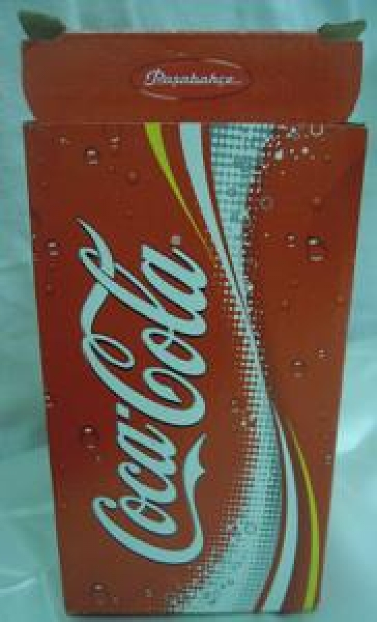 COCA COLA BÜYÜK BOY CAM BARDAK KUTUSUNDA 