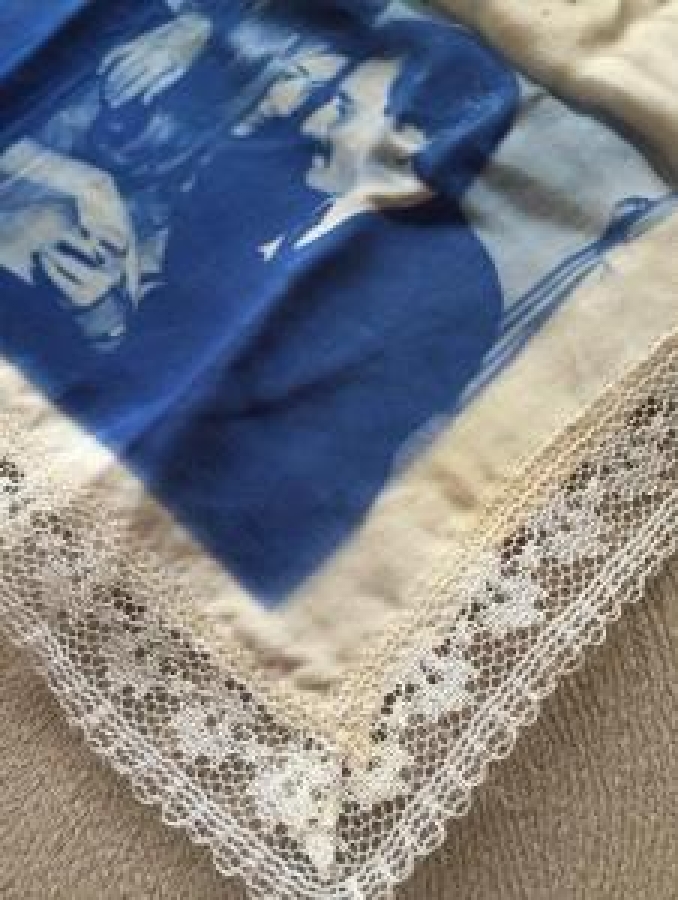 FENERBAHCE ESKİ BAŞKANI VE SPOR YAZARI ÖMER CAVUŞOGLUNUN NİKAH DAVETİYE İPEK MENDİL SERPİL VE ÖMER ÇAVUŞOĞLU 3 HAZİRAN 1968 