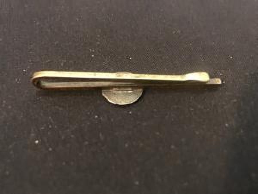 KRALİYET ARMALI KRAVAT İĞNESİ ROYAL ENDGİNEESS