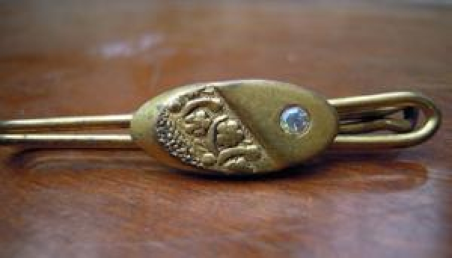 TEK TAŞLI METAL KRAVAT İĞNESİ