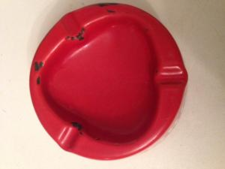 TUBORG REKLAMLI KIRMIZI EMAYE     METAL KÜLLÜK 