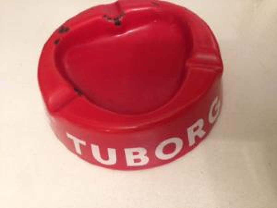 TUBORG REKLAMLI KIRMIZI EMAYE     METAL KÜLLÜK 