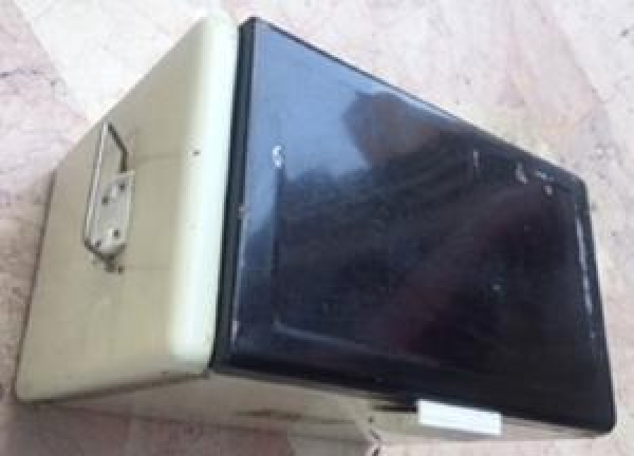 ARTEKNİK KUTULU BUZ KUTUSU KAPAKLI TERMOS METAL BUZLUK 30 LİTRELİK 