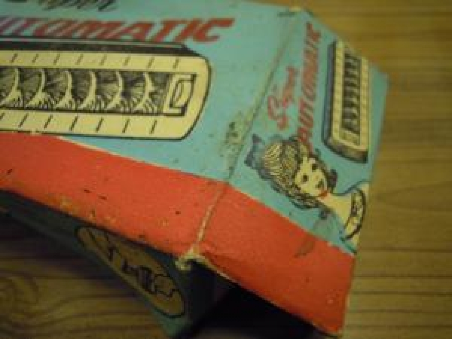 DURKAN SUPER AUTOMATİK SÜPÜRGE MADENİ VE PLASTİK EŞYA SANAYİ EL SÜPÜRGE