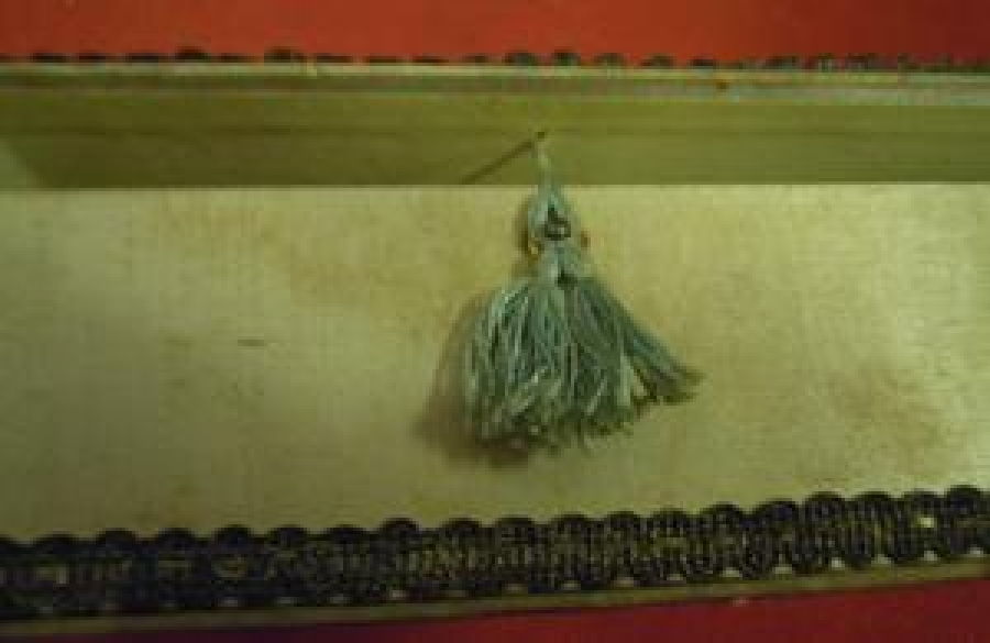 EL YAPIM EL BOYAMA ŞEKER KUTU KARTON BEZ KARIŞIM A.L İMZALI RESİM 