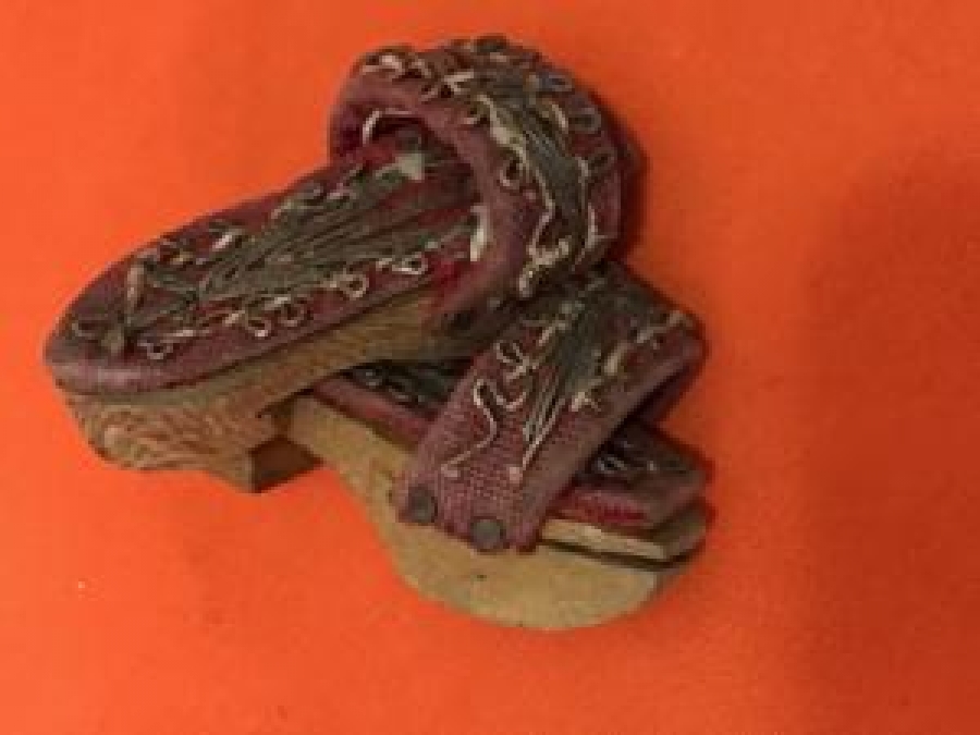 MİNİK UFAK OSMANLI TAKUNYA NALIN AHŞAP ÜZERİ İŞLEMELİ 