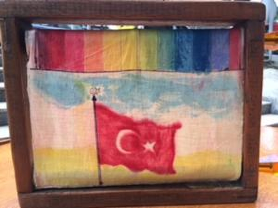 MEKANİK EL YAPIM BEZ EL BOYAMA TRT ÇOCUK YAYINLARI OYUNCAK TELEVİZYON 