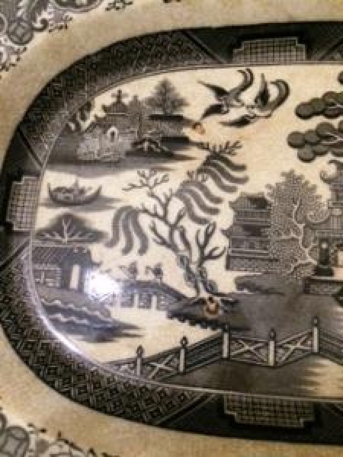 MAVİ BEYAZ TONLARDA PORSELEN SALKIM SÖĞÜT ET TABAK 1800 YILLAR CİN HANEDAN 