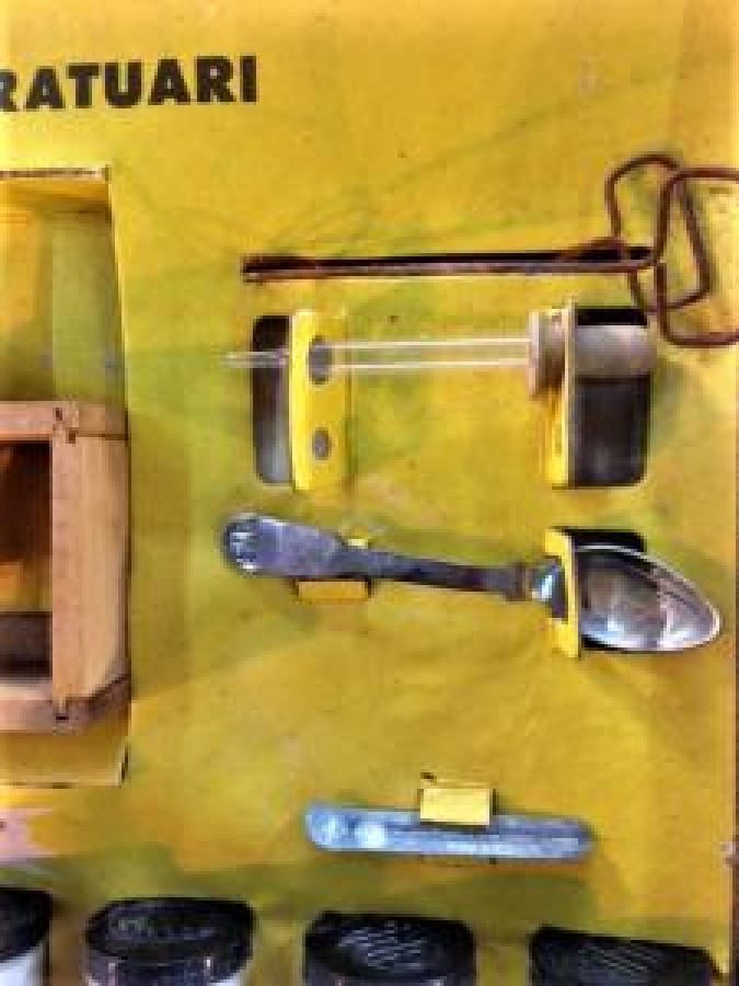 SELİM KARDEŞ SİMA KİMYA LABORATUAR SETİ TAM TAKIM KUTUSUNDA TÜRK MALI 