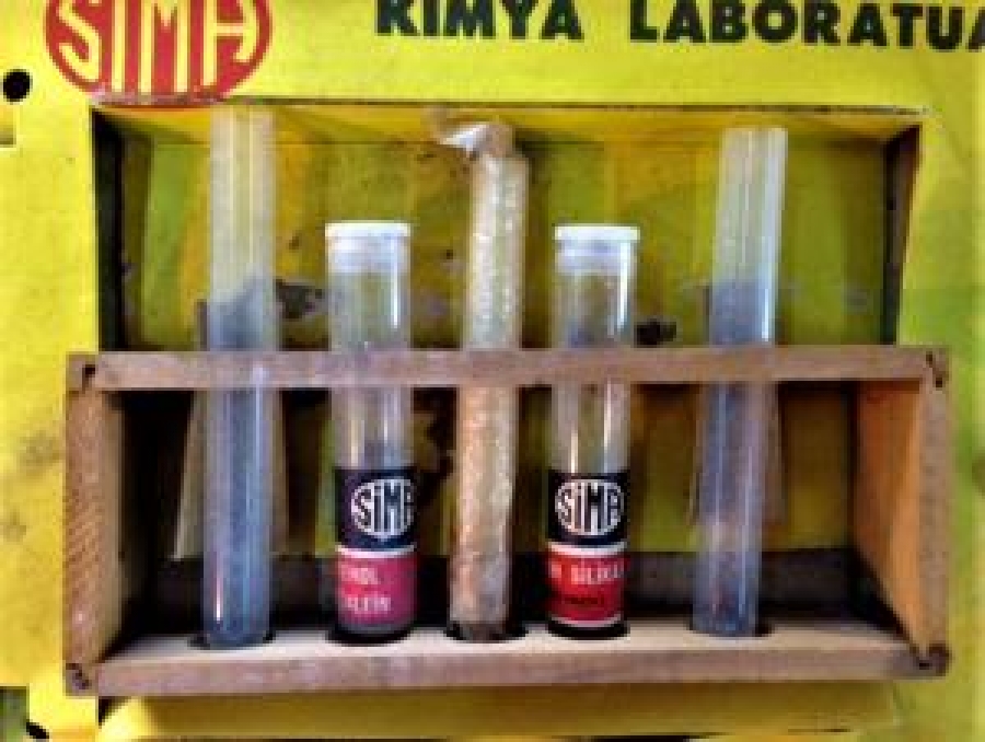 SELİM KARDEŞ SİMA KİMYA LABORATUAR SETİ TAM TAKIM KUTUSUNDA TÜRK MALI 