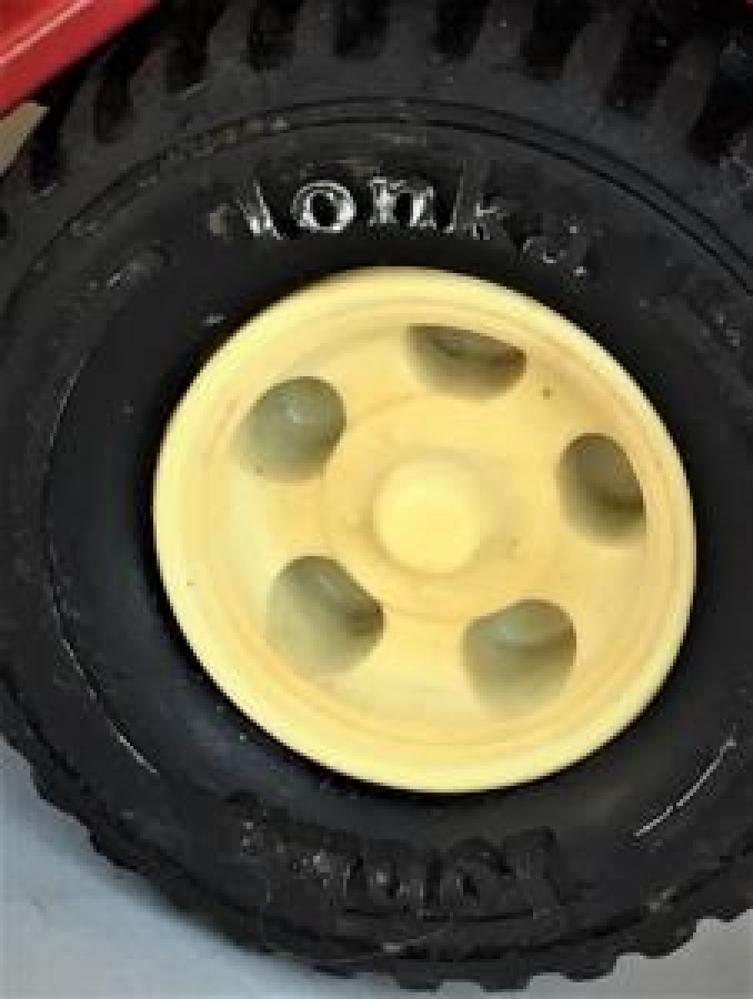 USA AMERİKA TONKA KIRMIZI JİP METAL TENEKE  OYUNCAK ARABA