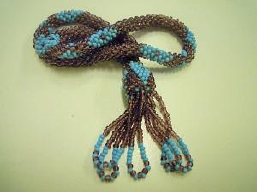 TRABZON SPOR RENKLERİ EL İŞİ HAPİSHANE İŞİ RENKLİ BONCUK İŞİ 