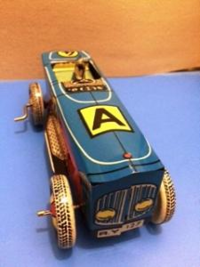 1960 YERLİ ÜRETİM UFUK TENEKE KURMALI YARIŞ ARABASI OYUNCAK TÜRK MALI 