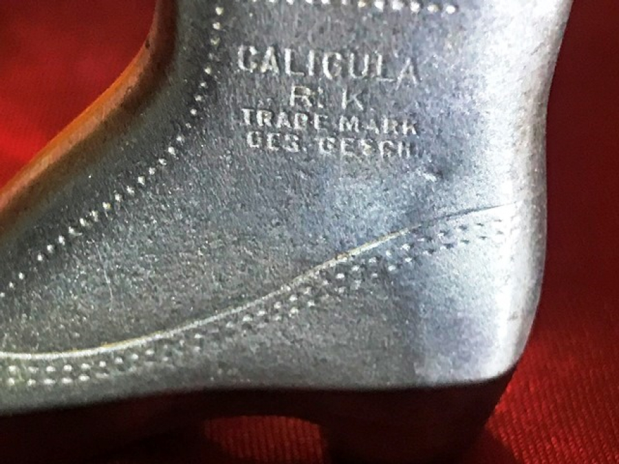 1900 YILLAR CALİGULA R.K. TRADE MARK GES GESCK CİZME AYAKKABI ŞEKLİNDE BENZİNLİ CAKMAK