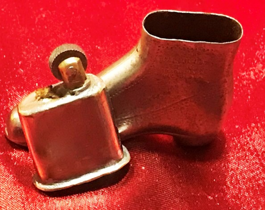 1900 YILLAR CALİGULA R.K. TRADE MARK GES GESCK CİZME AYAKKABI ŞEKLİNDE BENZİNLİ CAKMAK