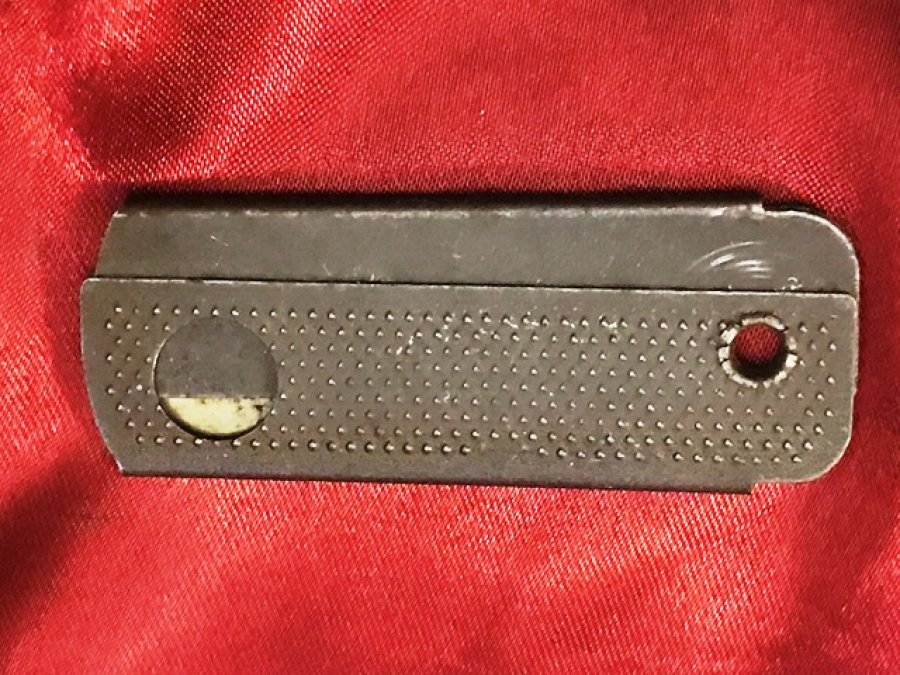 CEP USTURASI KATLANAN JİLET TAKILAN PASLANMAZ METALDEN